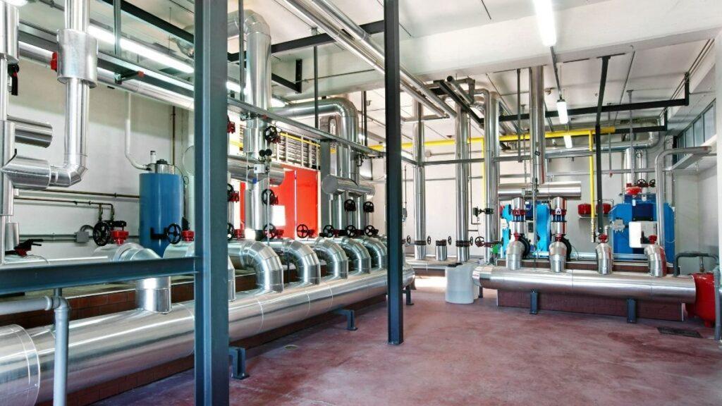 L’AIGUA DESTIL·LADA PER A LA INDÚSTRIA 1 Adesco uso del agua en la industria